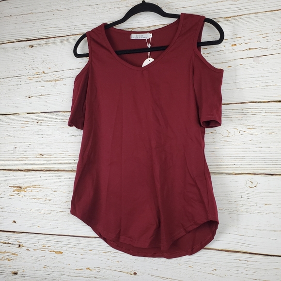 NWT Esther Cold Shoulder Top - Picture 2 of 4